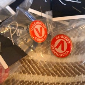 Vaccinated COVID-19 Pins